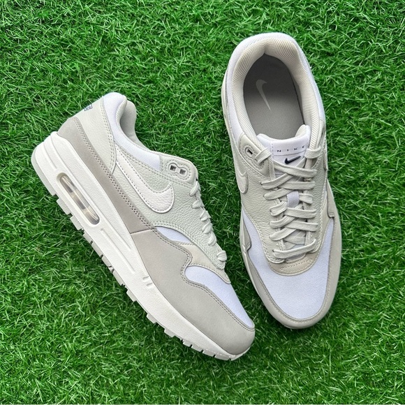 Nike Air Max 1 ‘87 Lx NBHD Photon Dust / White - Picture 10 of 10